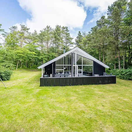 Holiday home Holiday Lxii *
