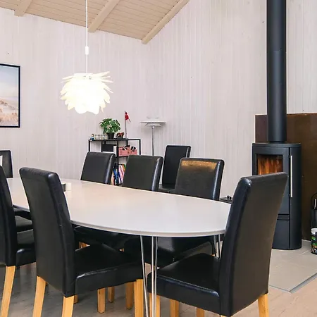 Holiday home Holiday Lxii