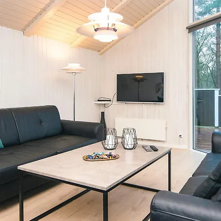 Holiday home Holiday Lxii