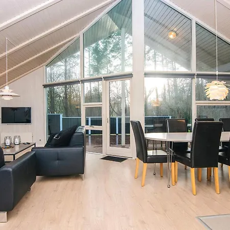 Holiday Lxii Holiday home